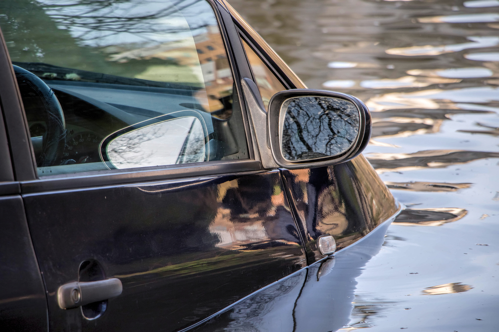 Tips to Identify a Flood Damaged Vehicle Tips to Identify a Flood Damaged Vehicle