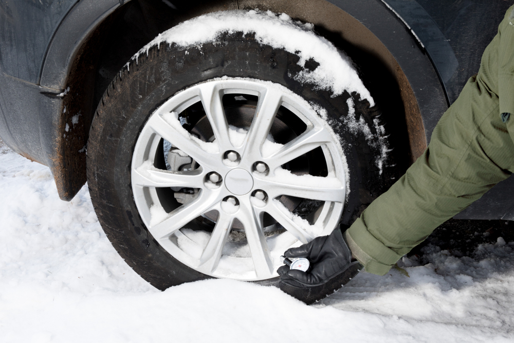 How Does Cold Weather Affect a Car? How Does Cold Weather Affect a Car?