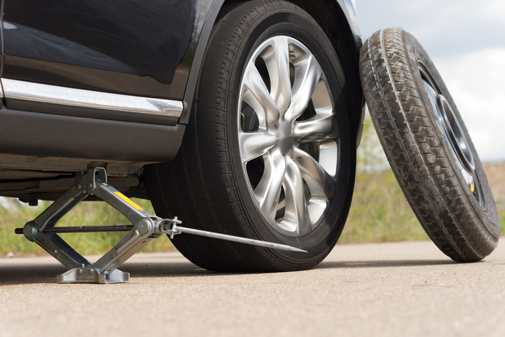 A Step-By-Step Guide to Change a Tire A Step-By-Step Guide to Change a Tire